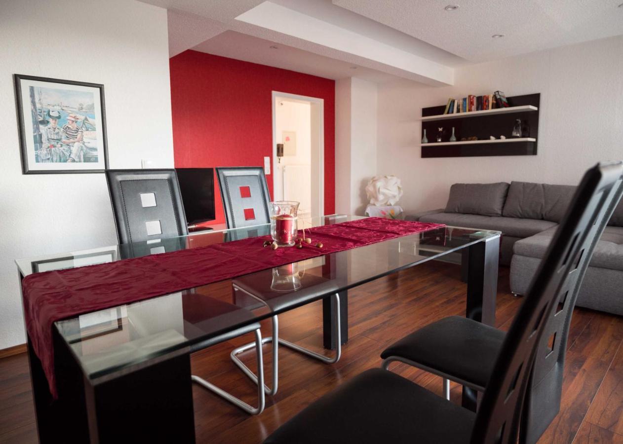 Ferienwohnung Moemlingtal Momlingen Szoba fotó